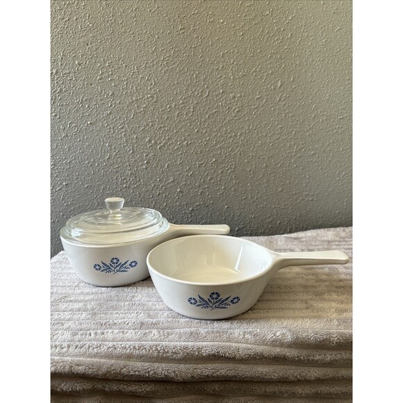 2 Corning Ware Cornflower Blue Range P-81-B 1 PT. & P-82-B 1.5 PT. MISMATCH LID! - Picture 1 of 16